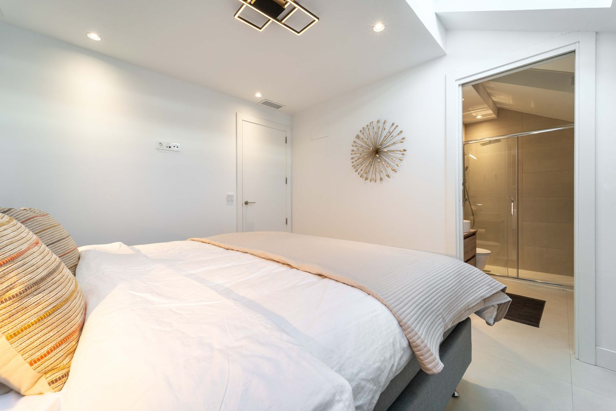 72b016a04a28fab64205a244a56c10e3 - 30