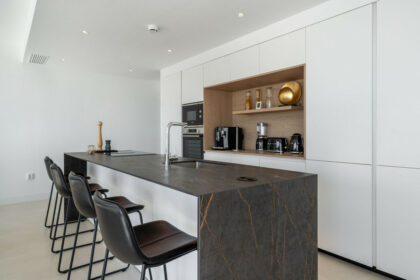 72b016a04a28fab64205a244a56c10e3 - 7