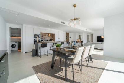 72b016a04a28fab64205a244a56c10e3 - 8