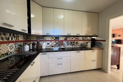 72ccb9eca104246db85a9ef7d7662b9b - 10