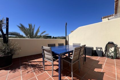 72ccb9eca104246db85a9ef7d7662b9b - 25