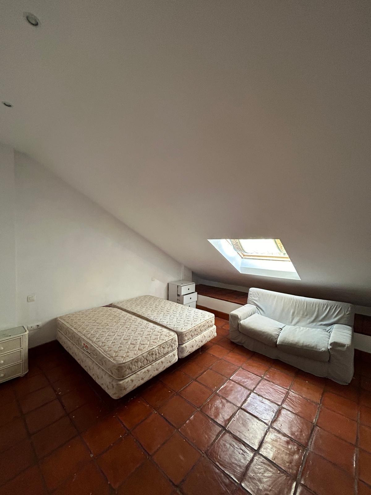 72e4909e48504d65347373dc9e59b261 - 11