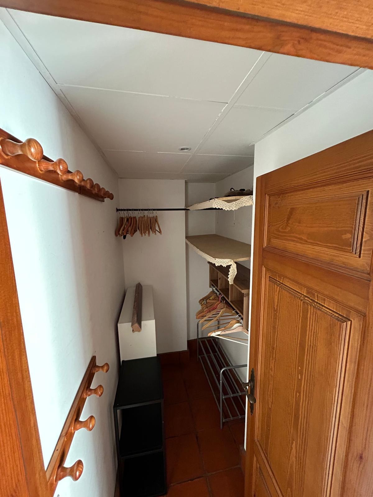 72e4909e48504d65347373dc9e59b261 - 21