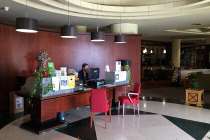 72f1b6e0abefe93cb1ee92deff2d1154 - 11