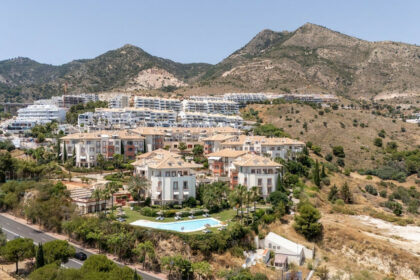 72f1b6e0abefe93cb1ee92deff2d1154 - 2