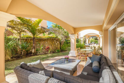 731d79a328ad62d4b84fd75e94f5156b - 2