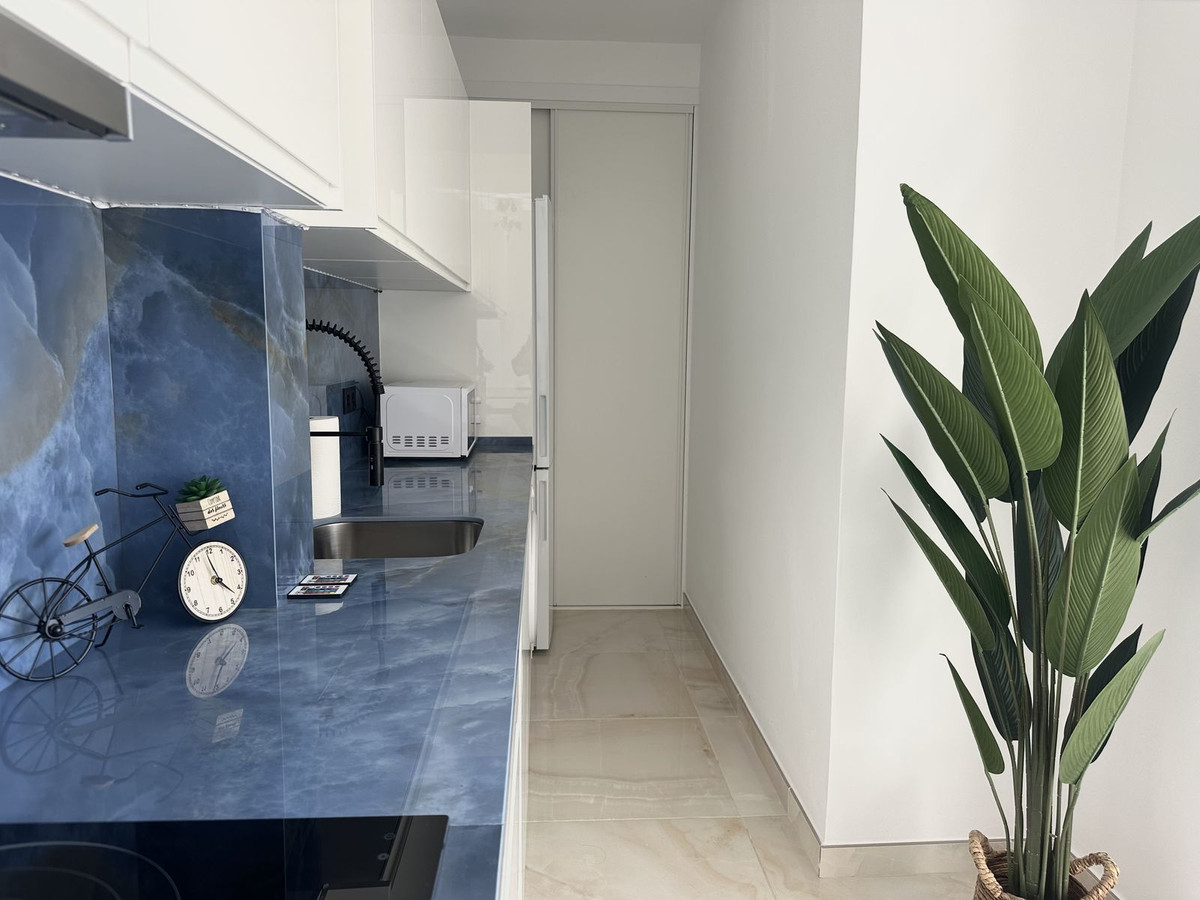 73583ce0b2ae0645da1034d58b9703bb - 11