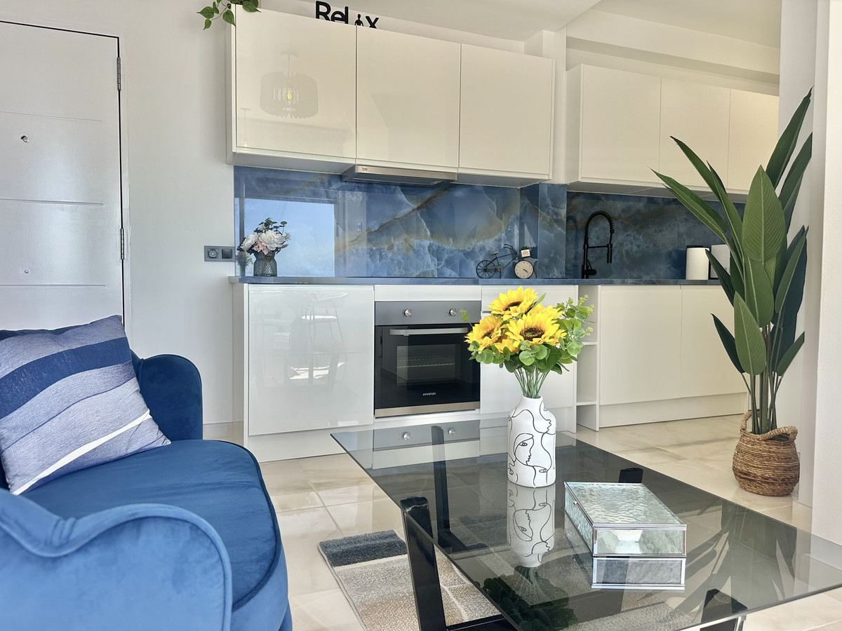 73583ce0b2ae0645da1034d58b9703bb - 12