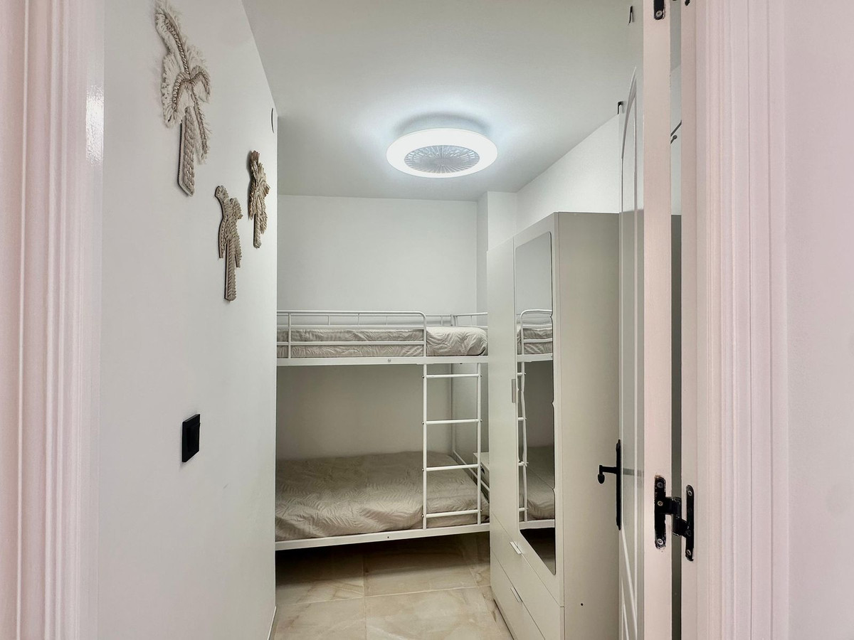 73583ce0b2ae0645da1034d58b9703bb - 38