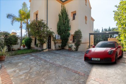 73a74ac9449fe7c13a0588ab165c6548 - 13