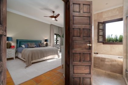 73a74ac9449fe7c13a0588ab165c6548 - 24