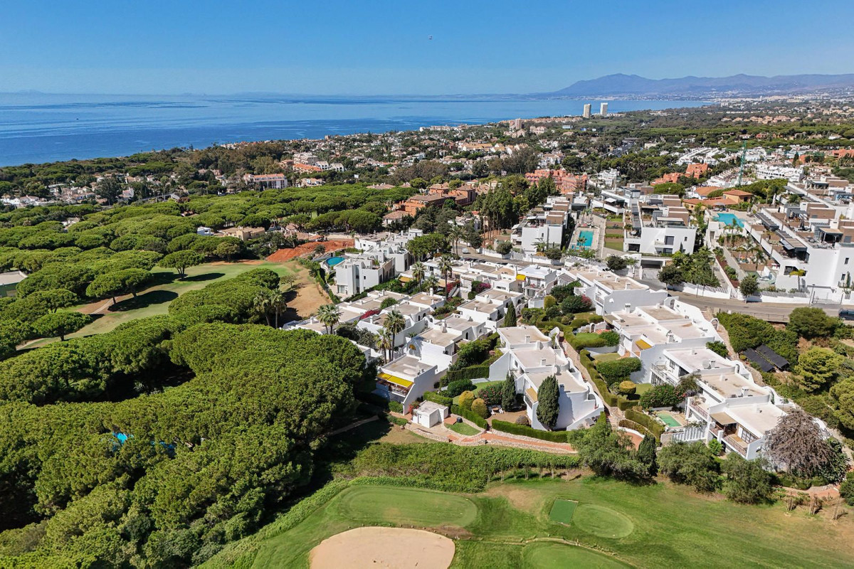 740a52ba5d13c2c383592034848662d3 - 29