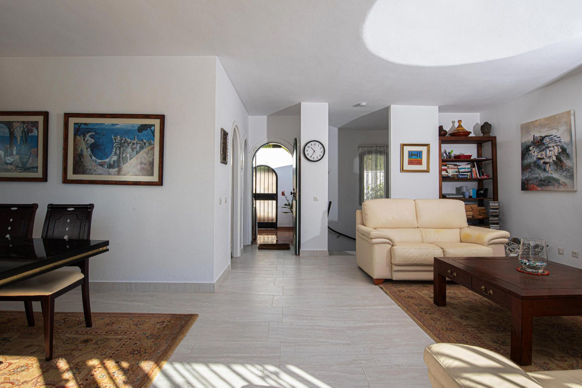 740a52ba5d13c2c383592034848662d3 - 6