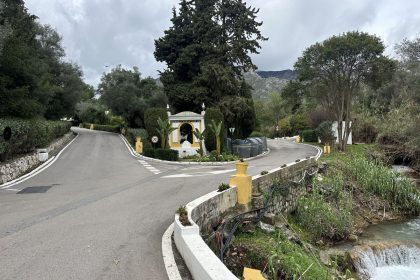 742505500ccb5a3886f238de9d40b7be - 10