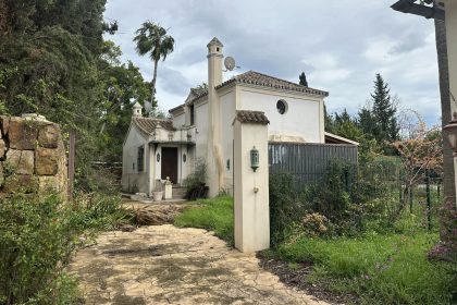 742505500ccb5a3886f238de9d40b7be - 18