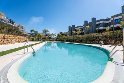 748f7f49a8f40320376515d95988fca0 - 1