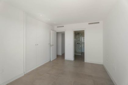 748f7f49a8f40320376515d95988fca0 - 16