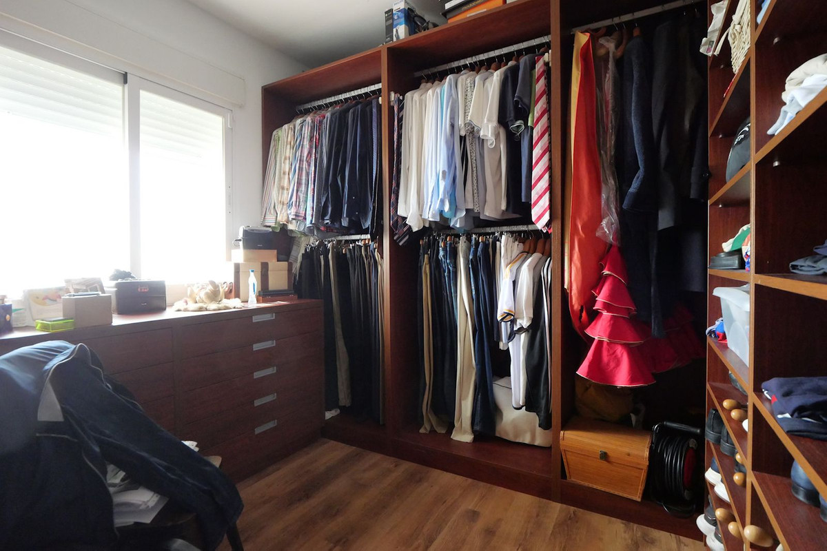 74b7c8ca1c9b3ae1673b53464ee2f512 - 13