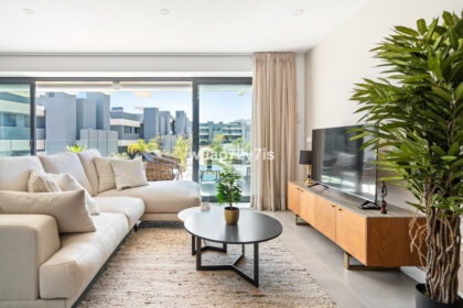 74bffe3b76b2b8efd421c0c7b77cbd74 - 9