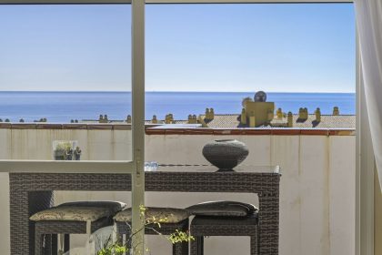 7561b86e87f1c2ae0f1dfab01f375e06 - 12