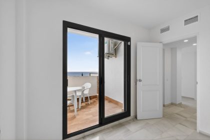 75a6c6cf790f74729878b19352a1dde7 - 13