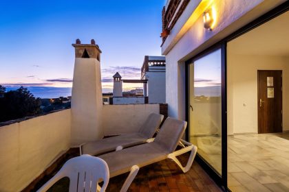 75a6c6cf790f74729878b19352a1dde7 - 30