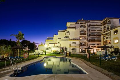 75a6c6cf790f74729878b19352a1dde7 - 35