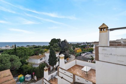 75a6c6cf790f74729878b19352a1dde7 - 37