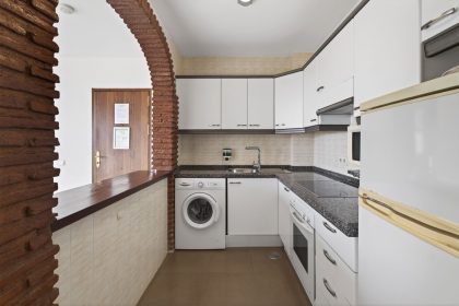 75a6c6cf790f74729878b19352a1dde7 - 4