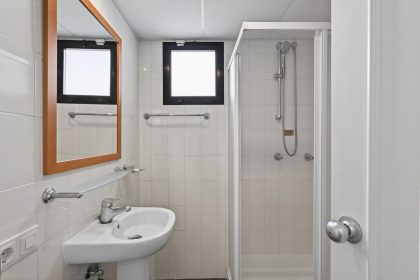 75a6c6cf790f74729878b19352a1dde7 - 8