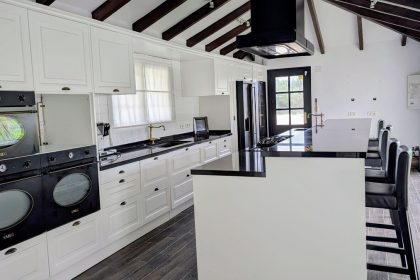 75b441769d96c92ac51fa0e0cc751443 - 18