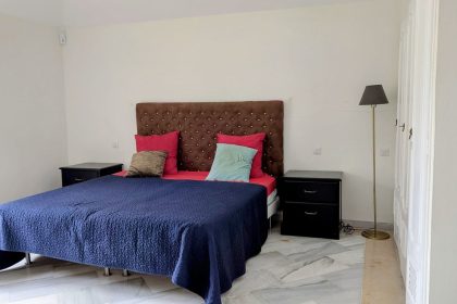 75b441769d96c92ac51fa0e0cc751443 - 32