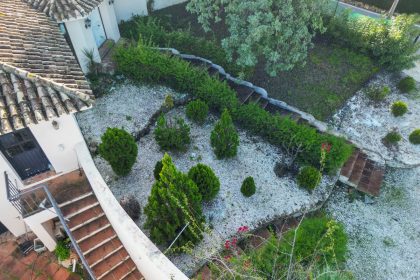 75b441769d96c92ac51fa0e0cc751443 - 44