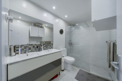 7615f5c231e32fe99e0521becd62f928 - 20