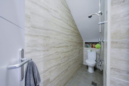 7615f5c231e32fe99e0521becd62f928 - 21