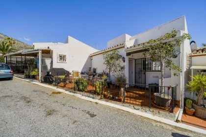 7615f5c231e32fe99e0521becd62f928 - 27