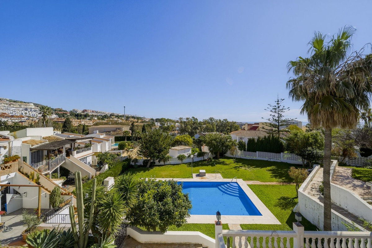 7615f5c231e32fe99e0521becd62f928 - 3