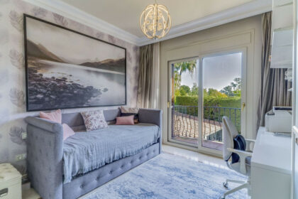 76762b8ecb43e6ebd3be9c5df784ceea - 19