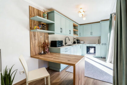 76762b8ecb43e6ebd3be9c5df784ceea - 21