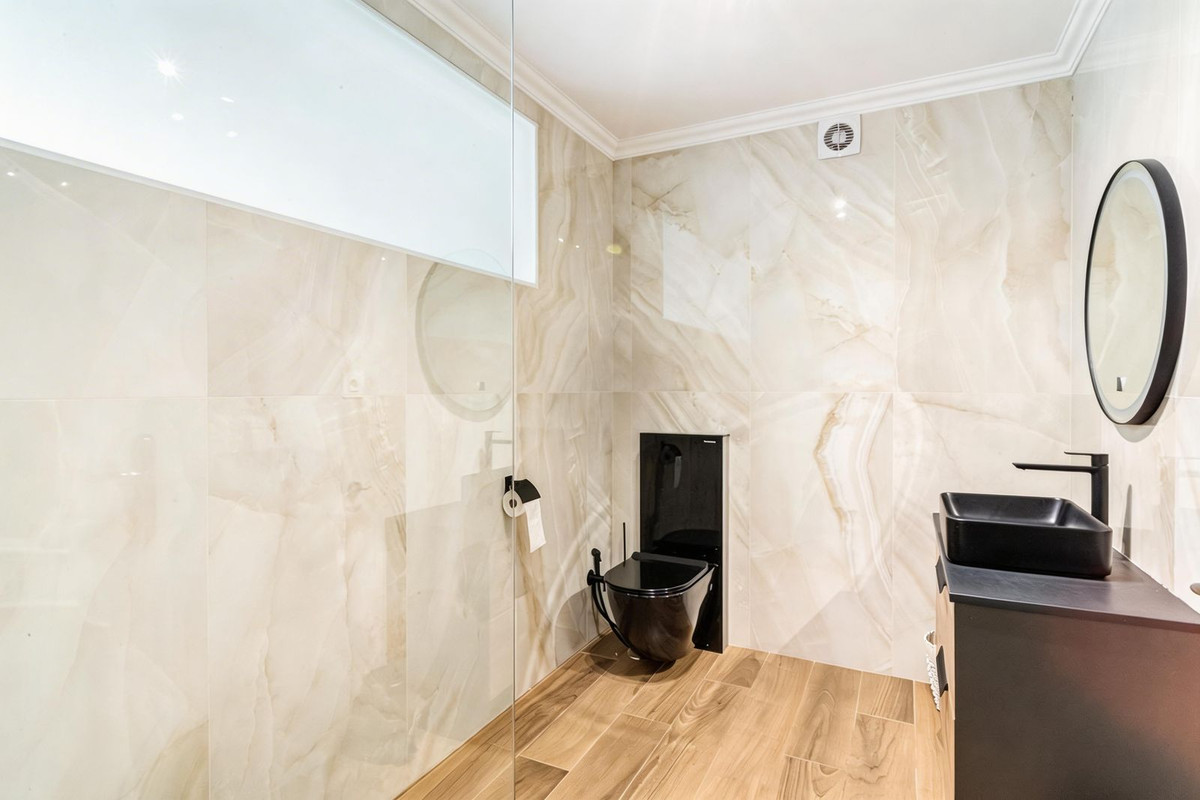 76762b8ecb43e6ebd3be9c5df784ceea - 23