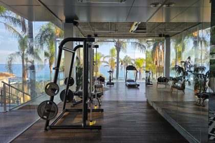 76c1982de05465d1a4809c35716c0d0c - 19