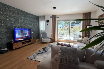 76c1982de05465d1a4809c35716c0d0c - 2