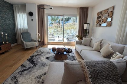 76c1982de05465d1a4809c35716c0d0c - 7