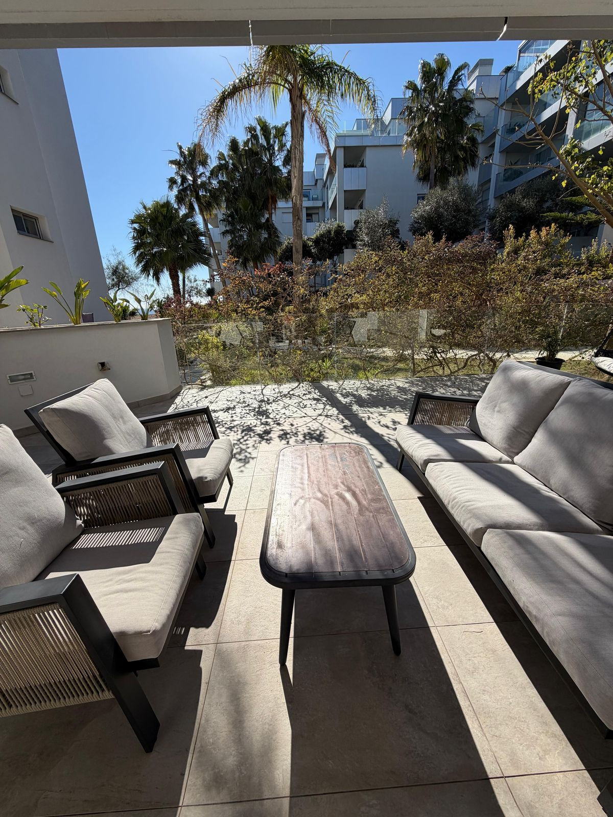 76c1982de05465d1a4809c35716c0d0c - 8