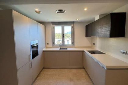 770fd655b26ec734b7750cb4b7fc1e71 - 12