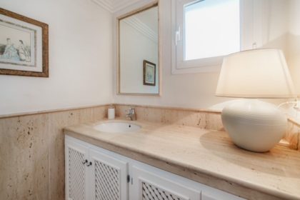 7736f0fae59a04367e8c9d66e33e815a - 5