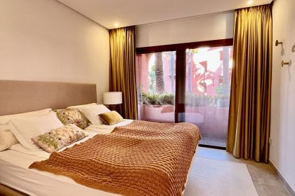 7744336b48350bf8aa383bb939e67490 - 25