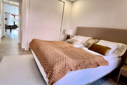 7744336b48350bf8aa383bb939e67490 - 26