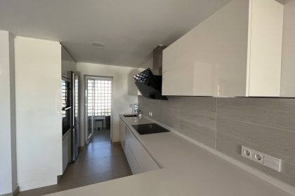 776698f4bf5ca9eee39862458a2d7ab0 - 14