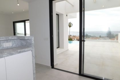 77e81647e43adf28c39e07698671d8ea - 32